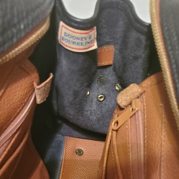 Vintage Dooney & Burke Leather Purse - Picture 8 of 9